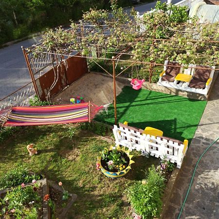 Guest Rooms Profirov Zlatograd Exterior photo