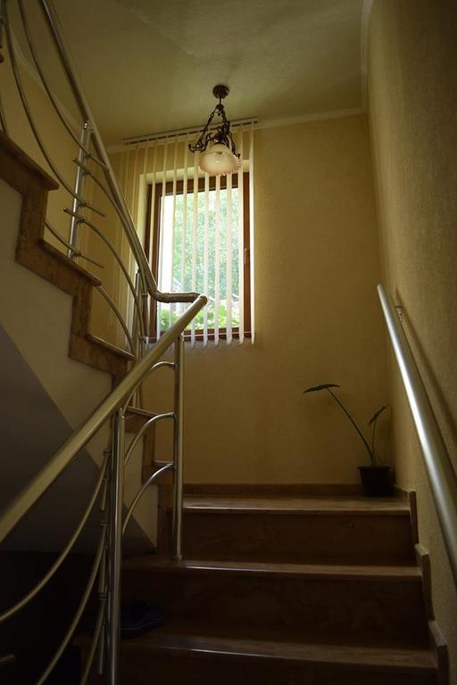 Guest Rooms Profirov Zlatograd Exterior photo