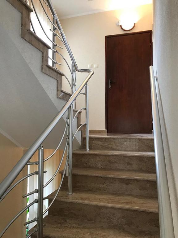 Guest Rooms Profirov Zlatograd Exterior photo